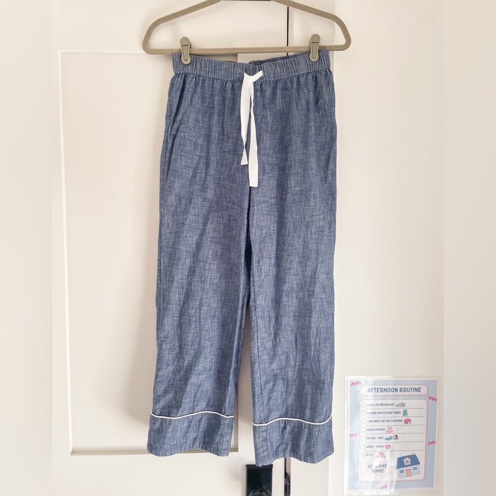 Lands End cotton chambray cropped drawstring pants